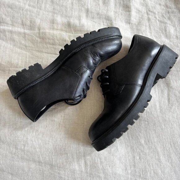 Vagabond Shoemakers Kenova Leather Lace-up Oxfords - Picture 2 of 7